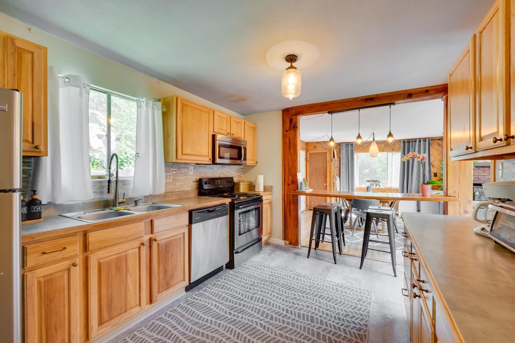 Stunning Golden Home With Deck About 35 Mi To Denver! Exteriér fotografie