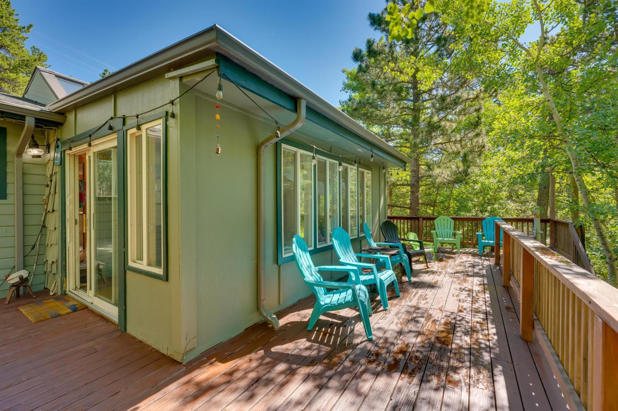 Stunning Golden Home With Deck About 35 Mi To Denver! Exteriér fotografie